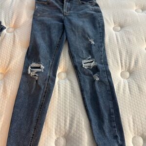 Women's Distressed Blue Jeans